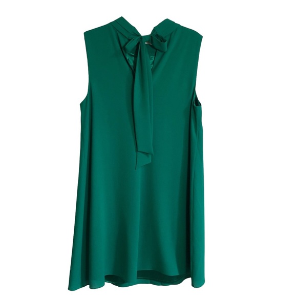 Badgley Mishka Mark & James Emerald Green Pleated Chiffon Trapeze Dress Size 6 - Picture 2 of 12